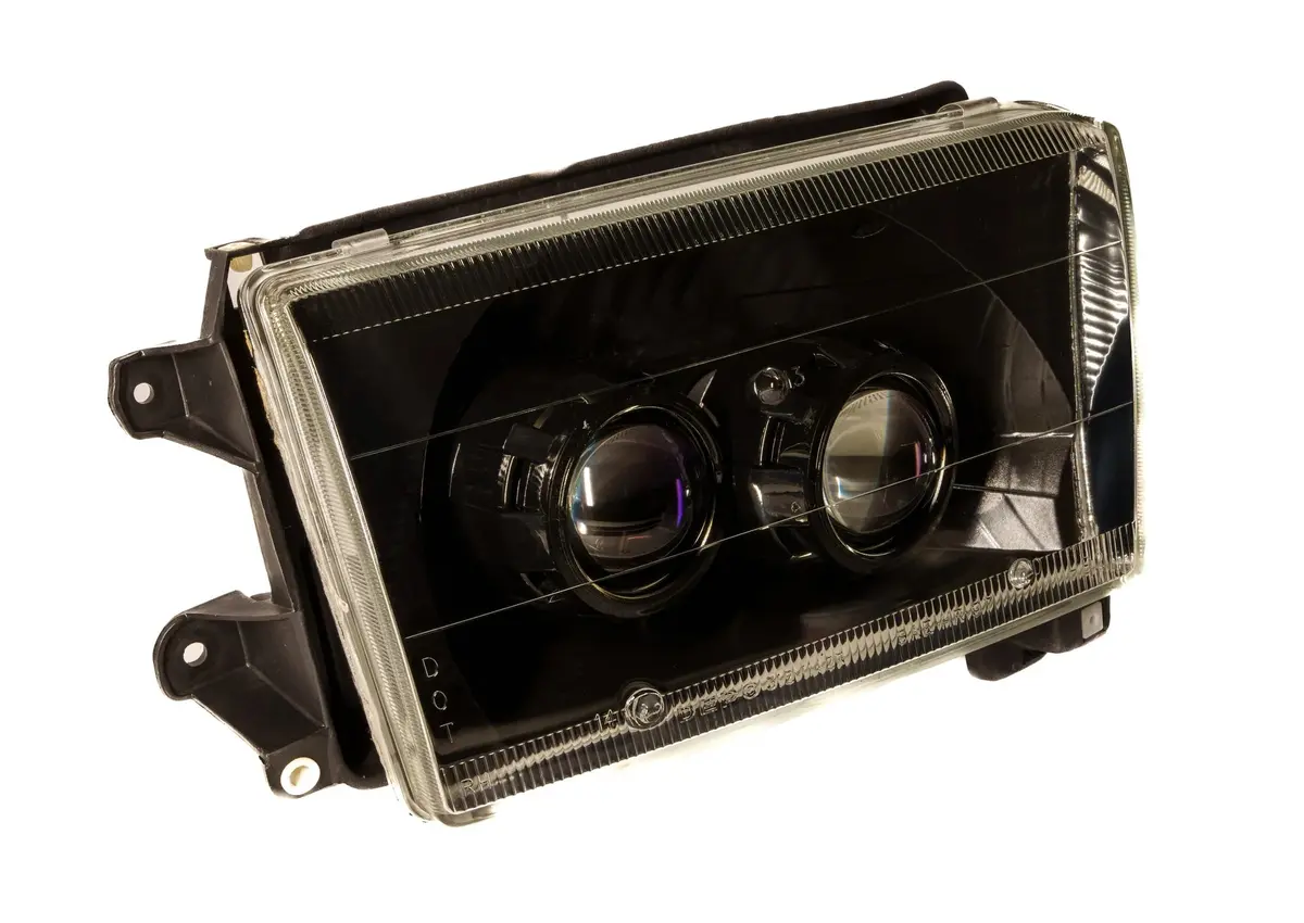 1996-2002 3Rd Gen 4Runner Quad Projector Retrofit Headlights 1