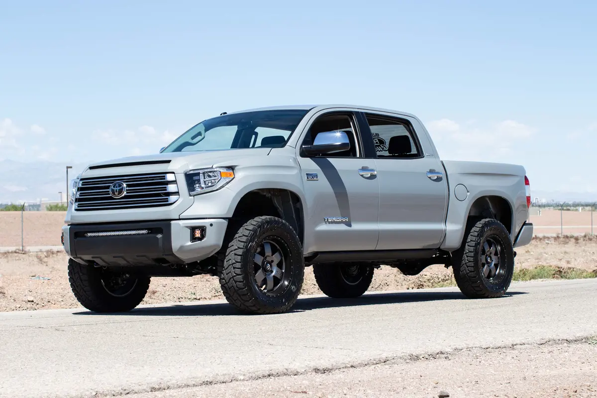 2007-2013 Tundra 2014 4" Bulge Off Road Fiberglass Conversion Fenders 1