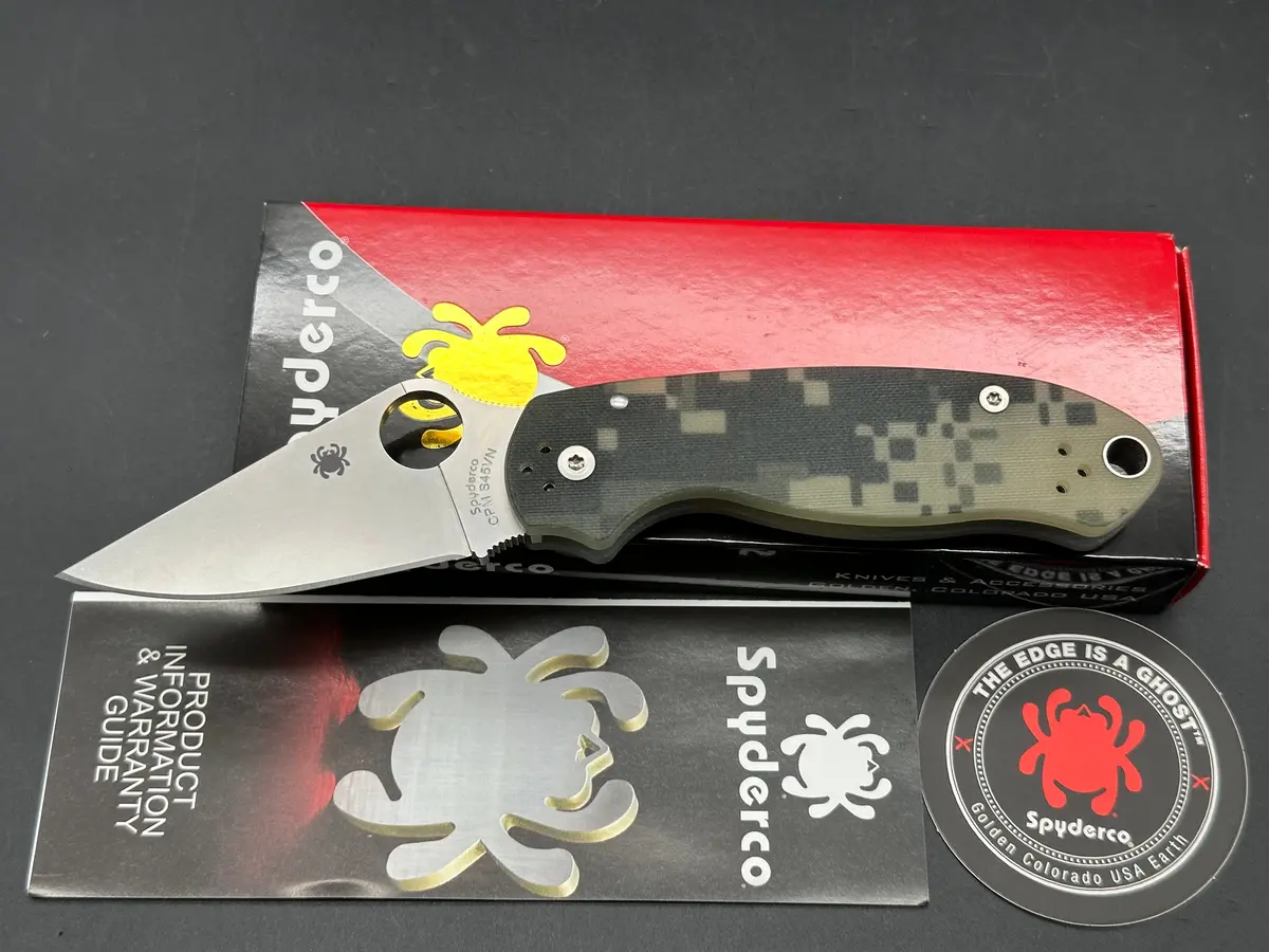 Spyderco Para 3 Compression Lock Knife Digi Camo G-10 (3" Satin) 1