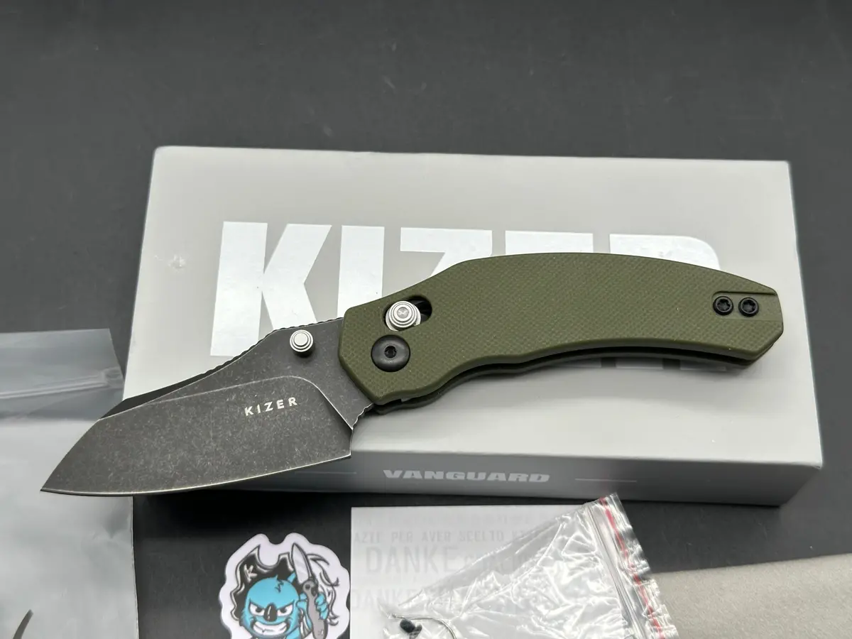 Kizer Mini Bulldog Green G10 Handles W/D2 Blade 1