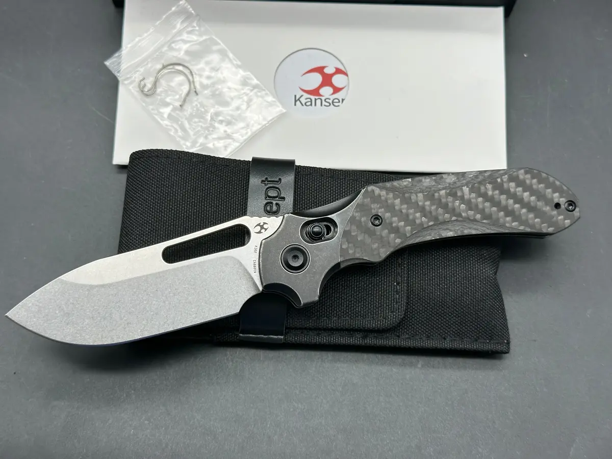 Kanspet Quasar Blackwash Titanium/Twill Carbon Fiber Handle 20Cv Blade 1