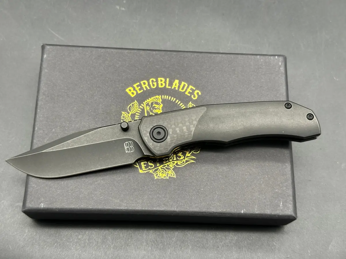 Berg Blades Iron Pup, Tumbled Black Dlc Cpm-20Cv Blade, Tumbled Black Titanium Dlc Handles 1