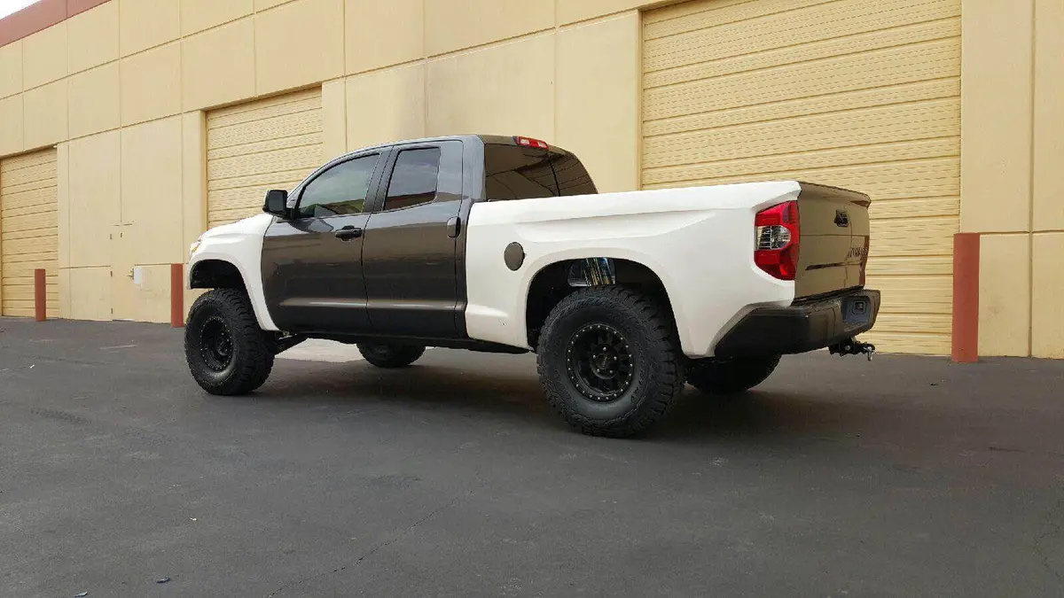 2014+ Tundra 4" Bulge Style Off Road Fiberglass Bedsides - 6.5 Bed 1