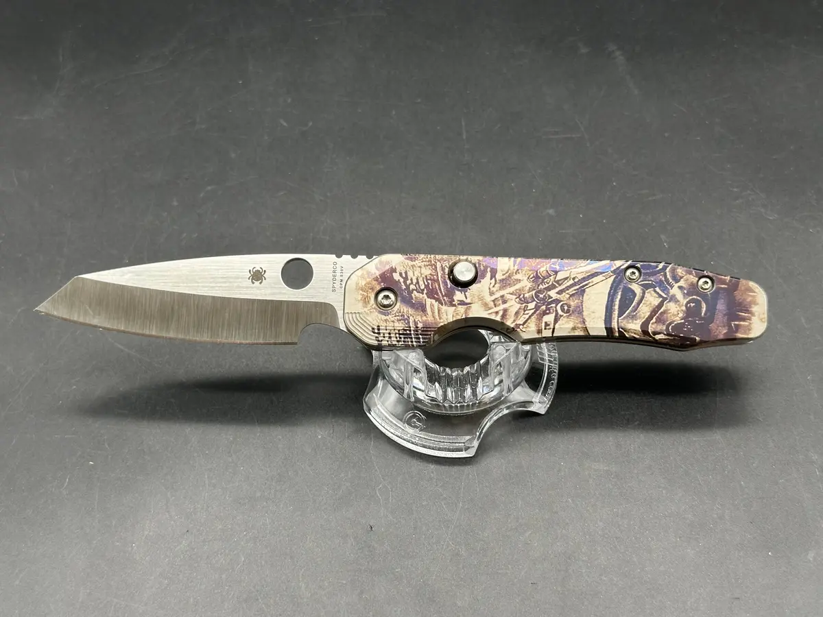 Spyderco Smock Metonboss Star Wars Titanium Scales 1