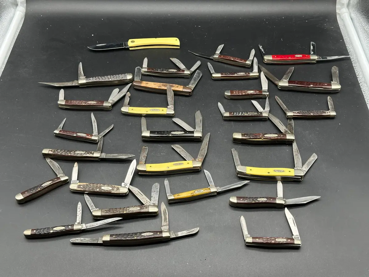 Bundle Of 27 Case Knives 1