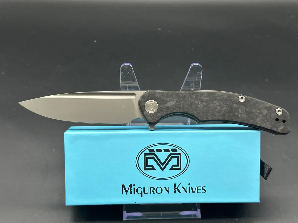 Miguron Knives Velona Flipper Folding Knife M390 Sandblasted Blade Carbon Fiber 1