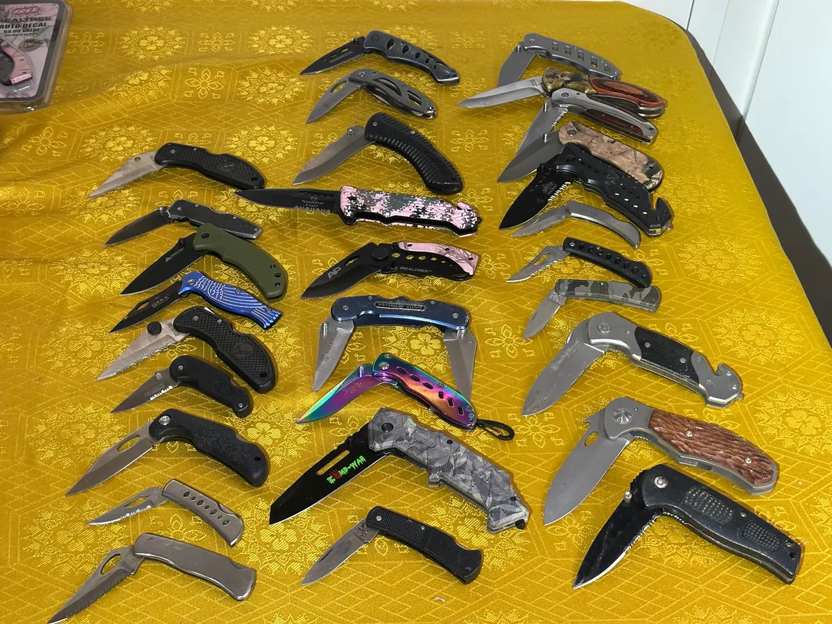 29 Knife Bundle Various Makes Etc 1