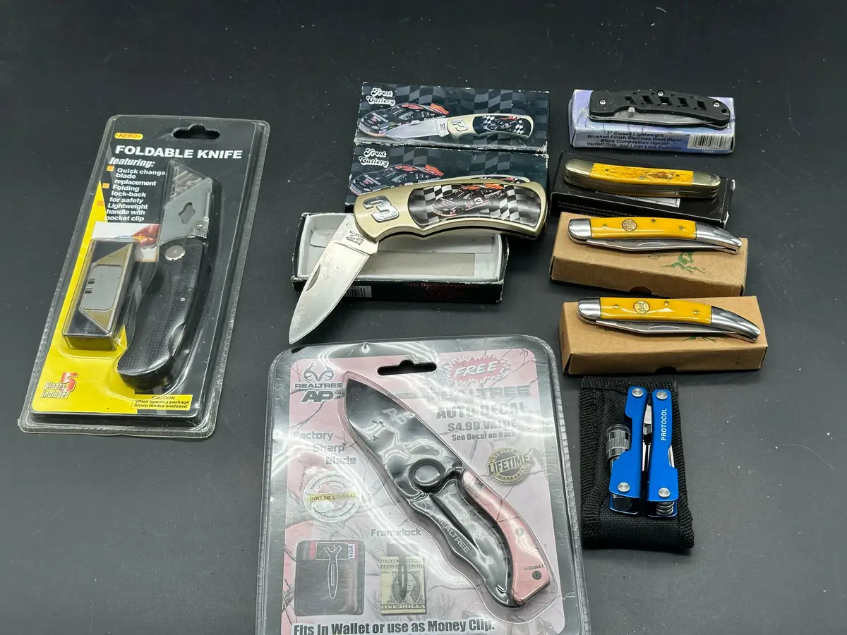 10 Knife Bundle Check Them Out ! Nascar Knives 1