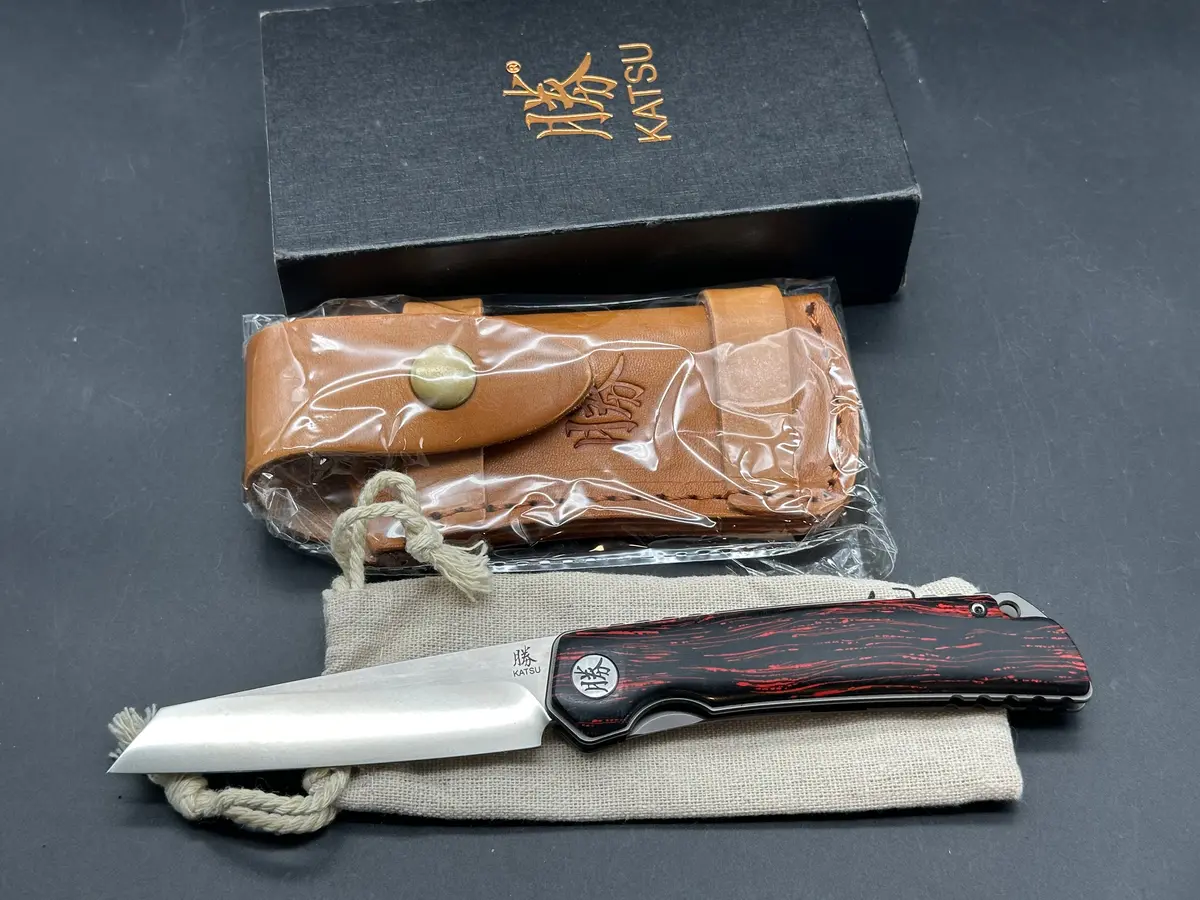 Katsu Gk01, G10 Handle & D2 Steel Blade, Leather Sheath 1