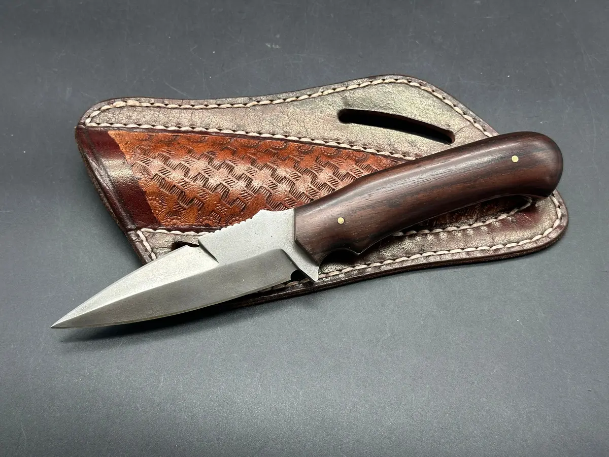 Younique Design “The Hex Mage” Rosewood Handle W/Wootz Steel Blade 1