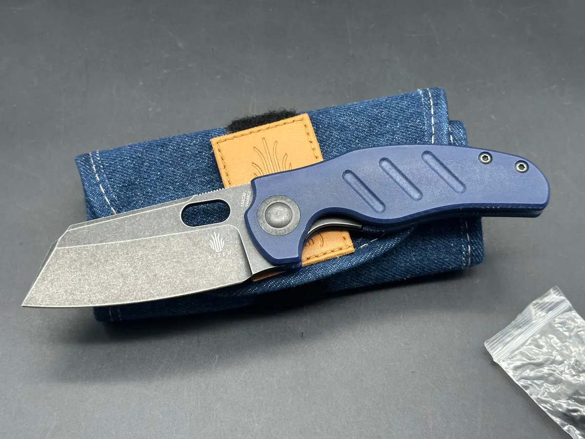 Kizer Sheepdog Blue Micarta 1
