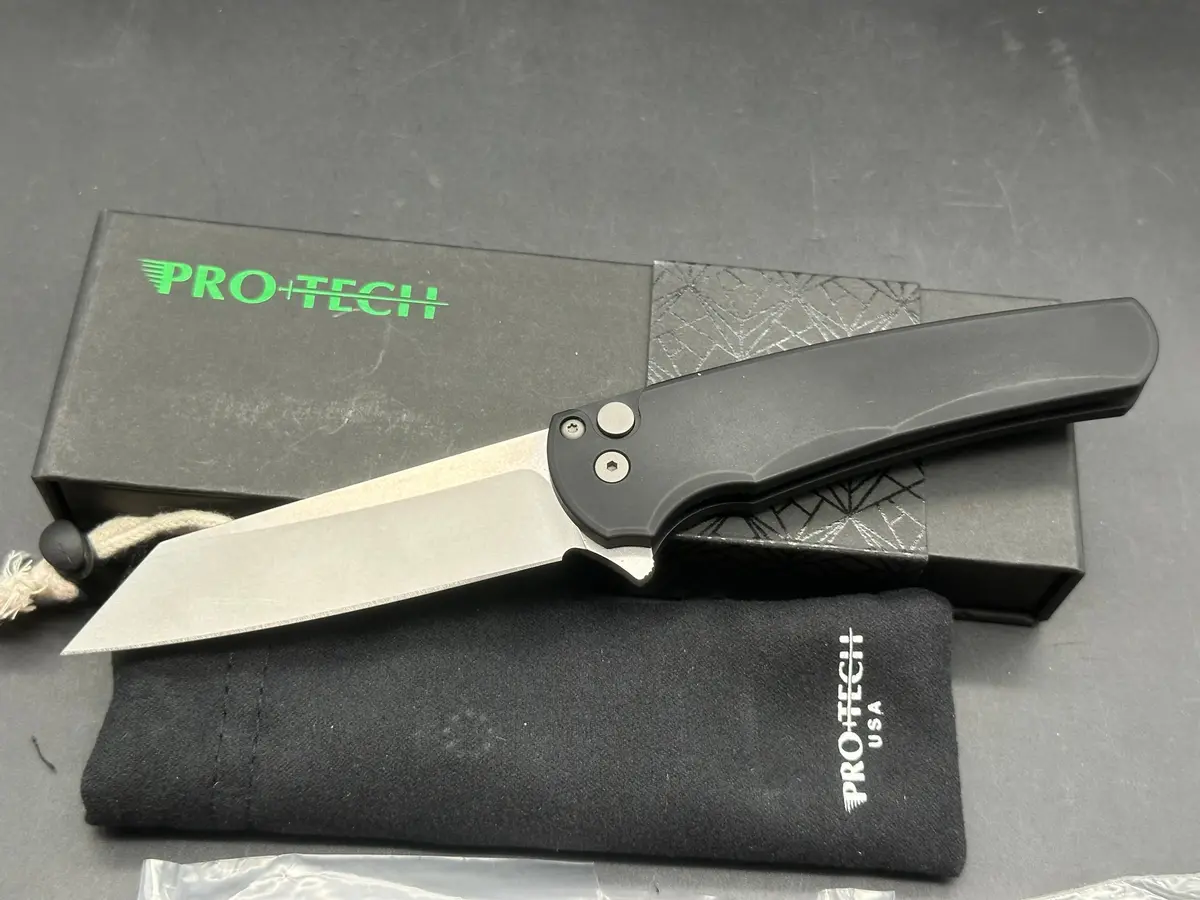Protech Malibu 3.5" Cpm Magnacut Reverse Tanto Blade With Plain Black Aluminum Scales 1