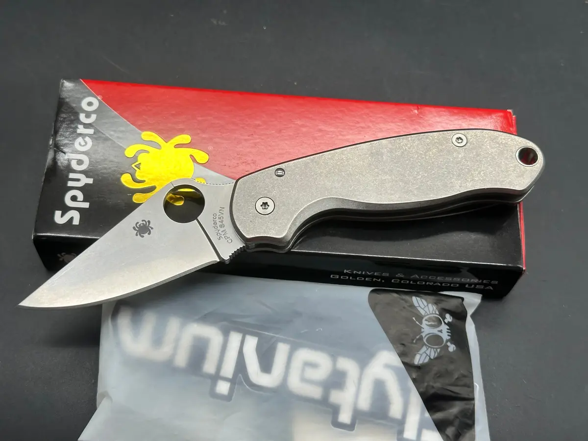 Spyderco Para 3 2.93" Cpm S45vn Stonewash Blade With Flytanium Classic Titanium Scales 1