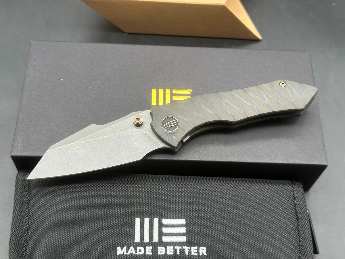 We Knife Co. High-Fin Frame Lock Knife Flamed Titanium 1