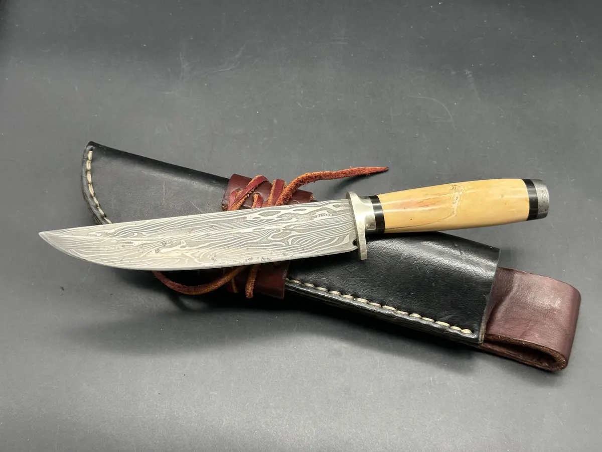 Rob Patton Custom Fighter Mammoth Ivory Grip Withdamascus Butt Cap 1
