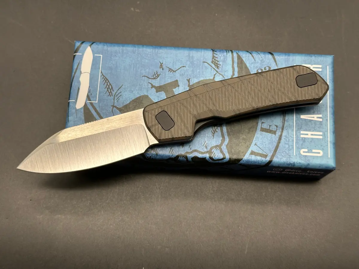 Divo Chaser Flamed Titanium Handle W/S90v Blade 1