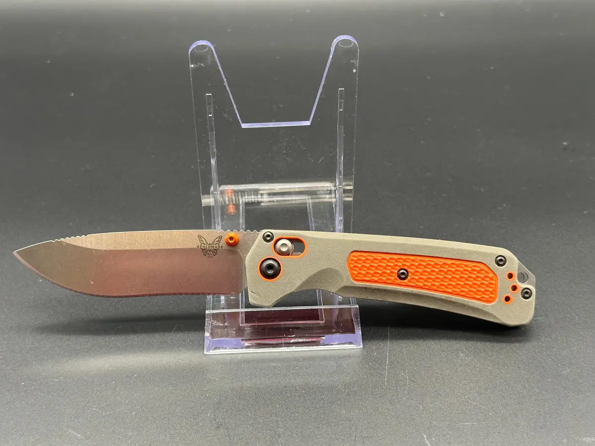 Benchmade Grizzly Ridge Grey/Orange Polymer Handle 1