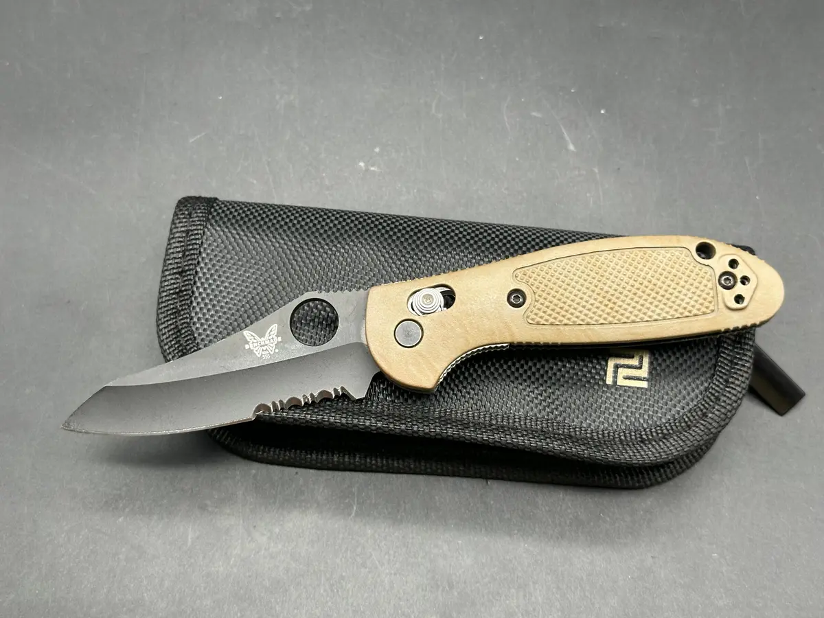 Benchmade Mini Griptillian 1