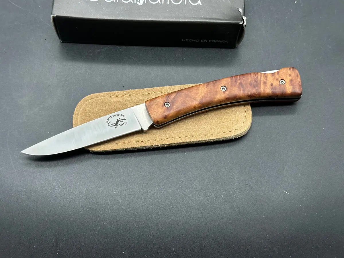 Salamandra Albacete Thuja Wood Lock Back. 1.4116 Steel. As New In Box 1
