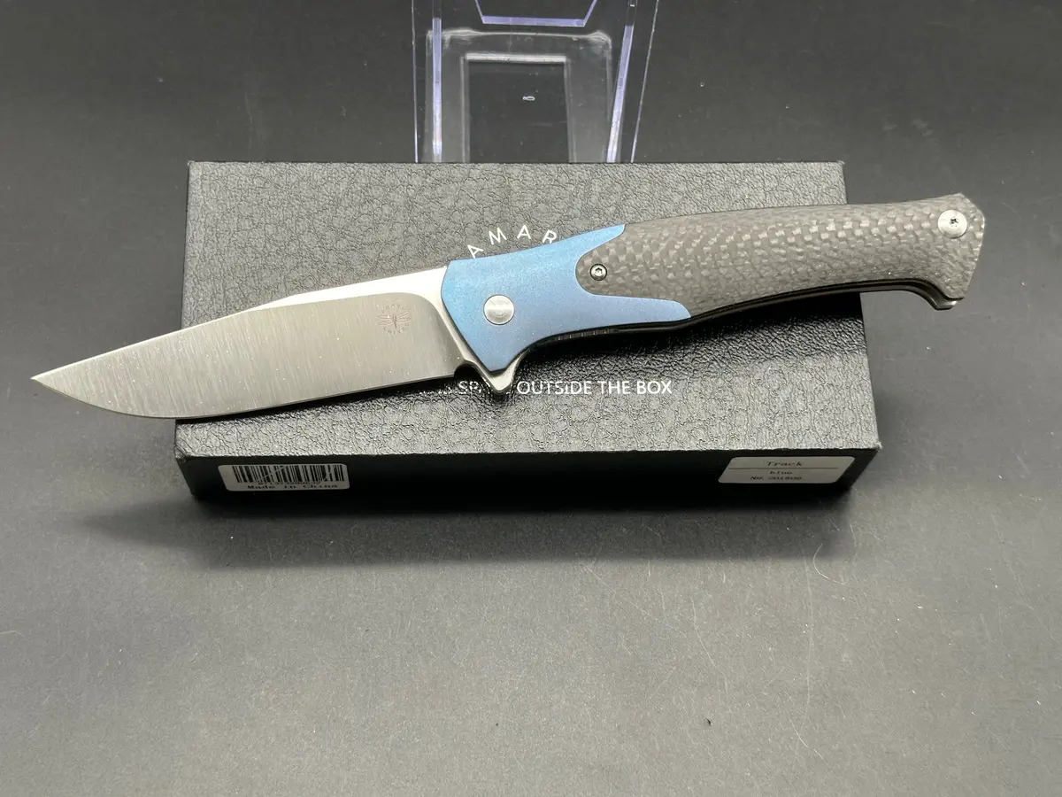 Amare Knives Track Liner Lock Knife Blue/Carbon Fiber (3.75" Satin) 1