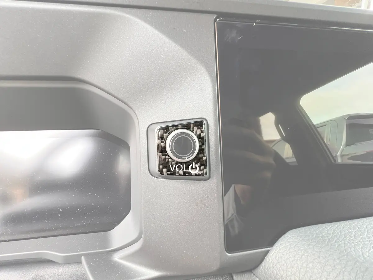 Tufskinz Volume Knob Accent Trim For Land Cruiser (2024-Current) 1