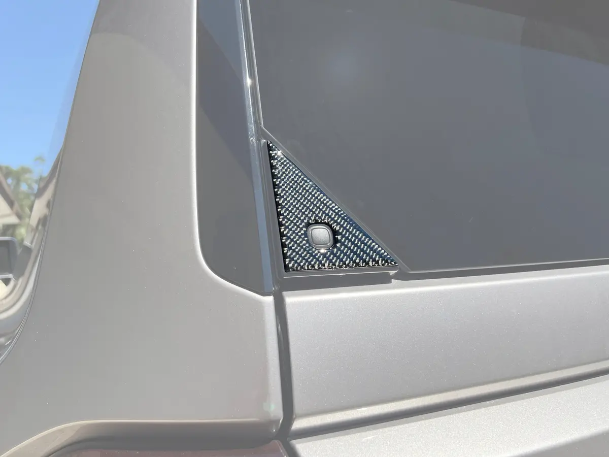 Tufskinz Liftgate Window Button Accent Trim For Land Cruiser (2024-Current) 1
