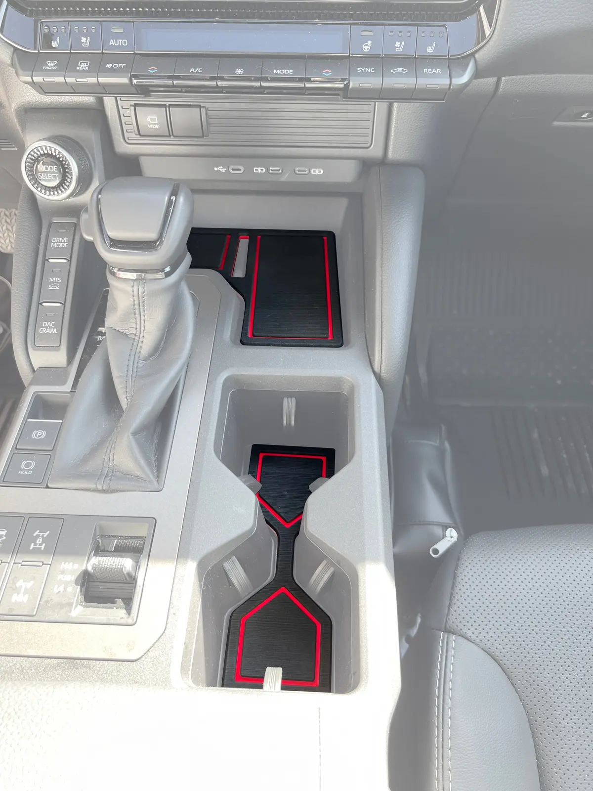 Tufskinz Center Console Foam Inserts For Land Cruiser (2024-Current) 1