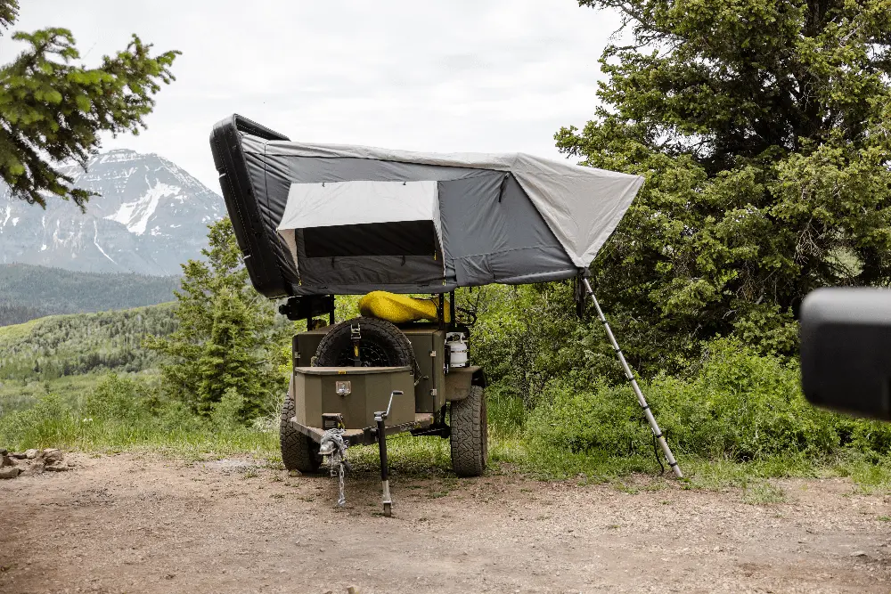 Smittybilt Overland Xl Hard Shell Tent 1