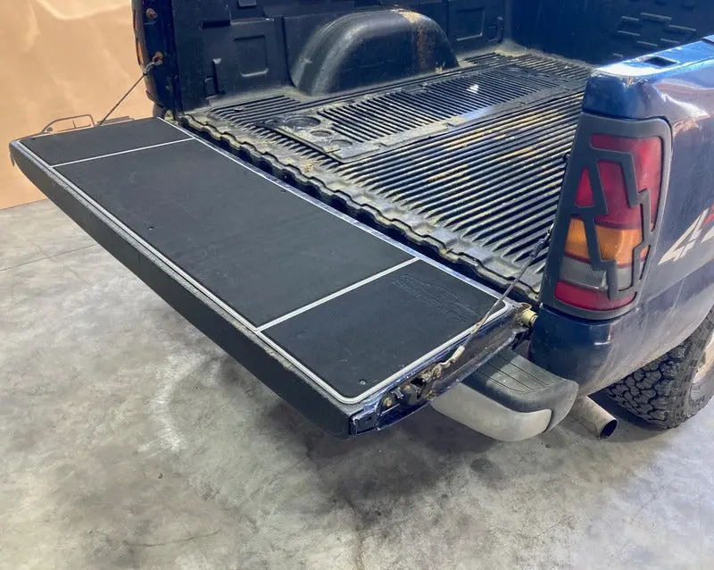 Billiebars Universal Full Size Truck Tailgate Cover Kit 1