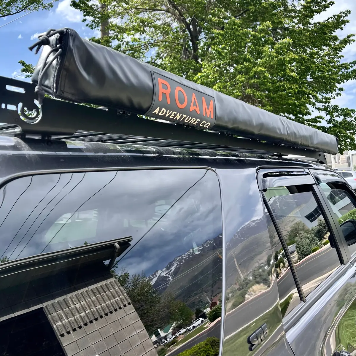 Roam Adventure Co Rooftop Awning 1