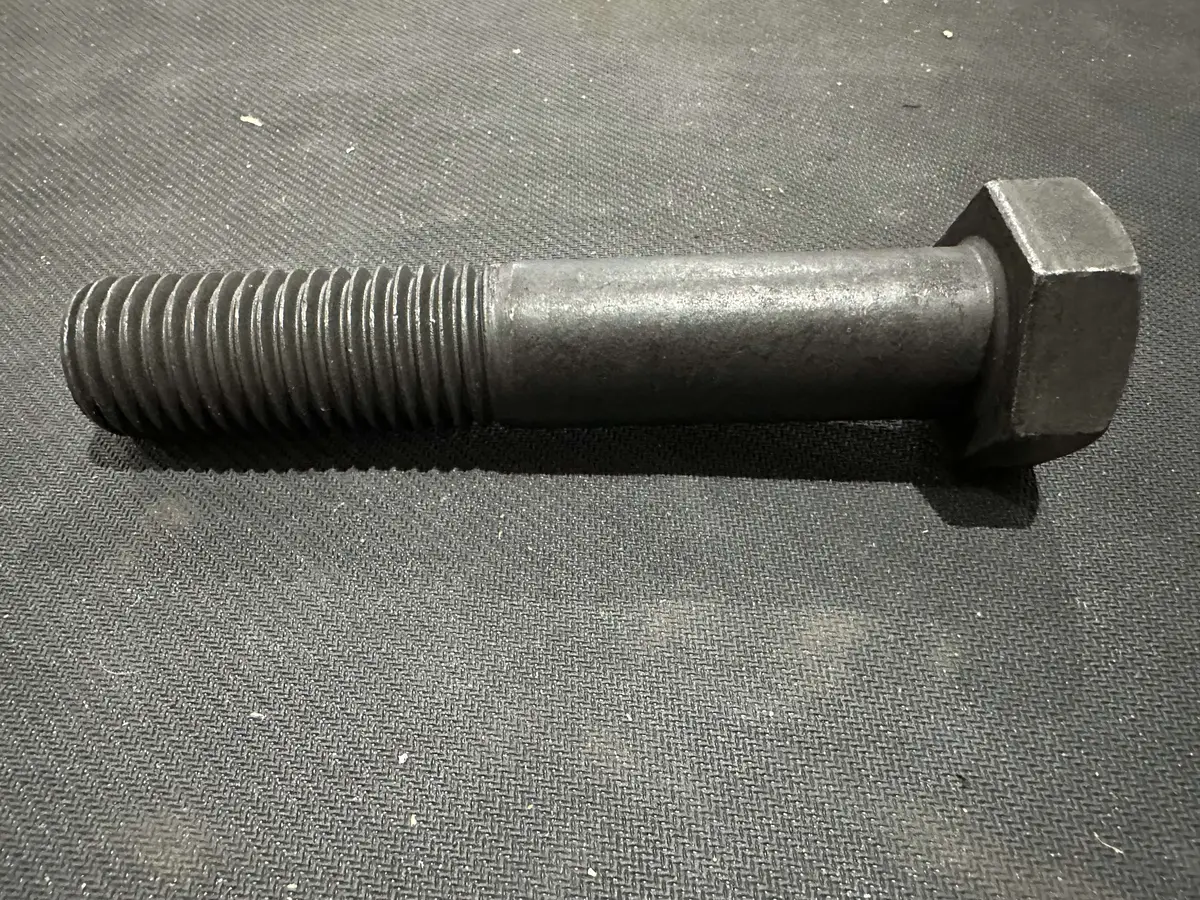 Bolt 1-1/8-7X6 Equ Bolt 10-15K Dx Equ Center Bolt 1