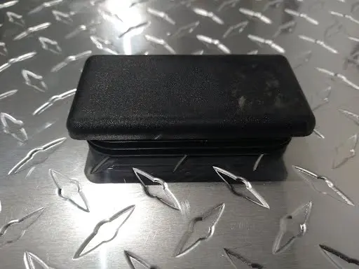 Cap Plastic 2" X 4" - 160116 1