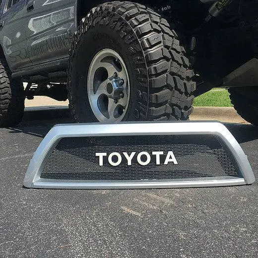 2006-2009 4Th Gen 4Runner Mesh Grille 1