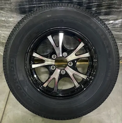 Avalanche Aluminum Rims 205/75R15 1